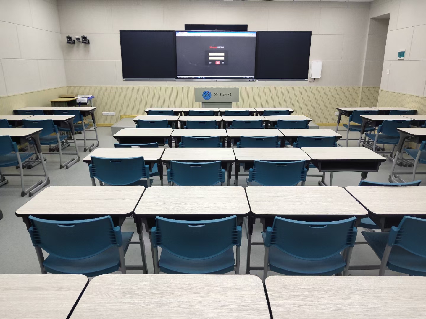 河南省实验中学录播教室设施设备更新项目